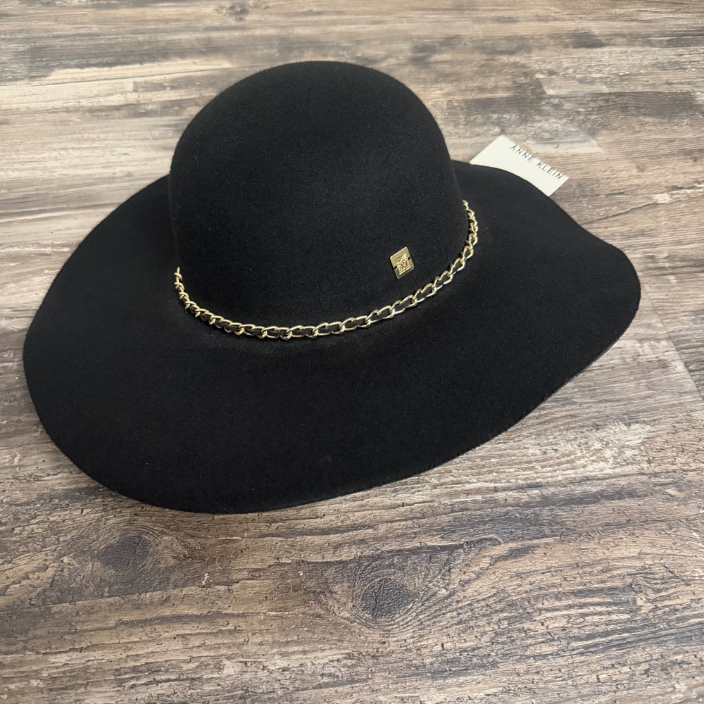Anne Klein Women’s Elegant Black Wide-Brim Hat With Gold Chain